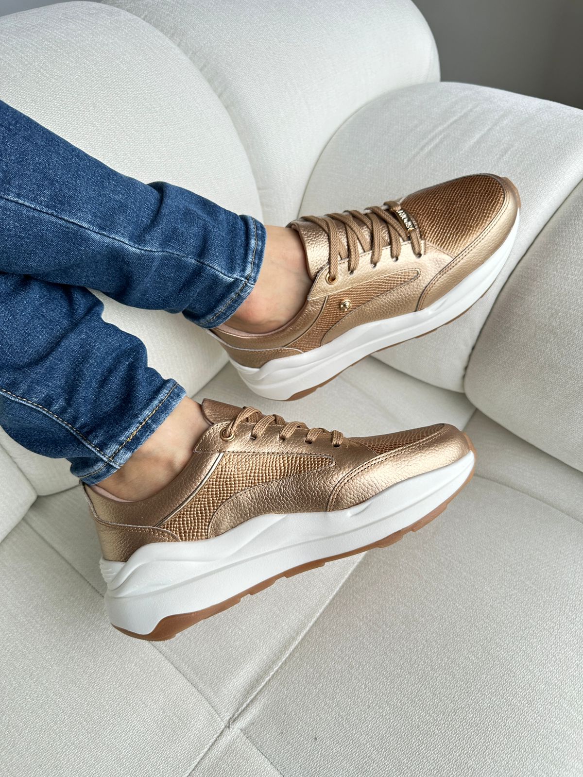 Tenis en cuero Milano Bronce